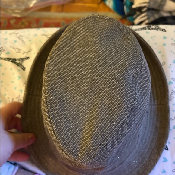 Green Hat - Picture 2 of 3